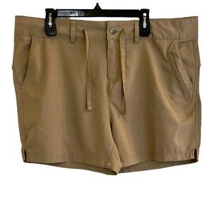 Magellan outdoors khaki lightweight shorts, women XXL